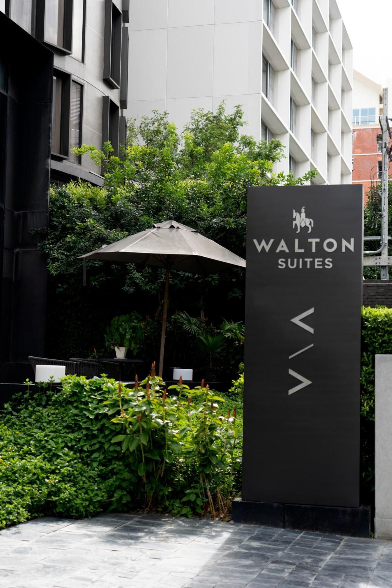 Walton Suites Sukhumvit Bangkok Exterior foto