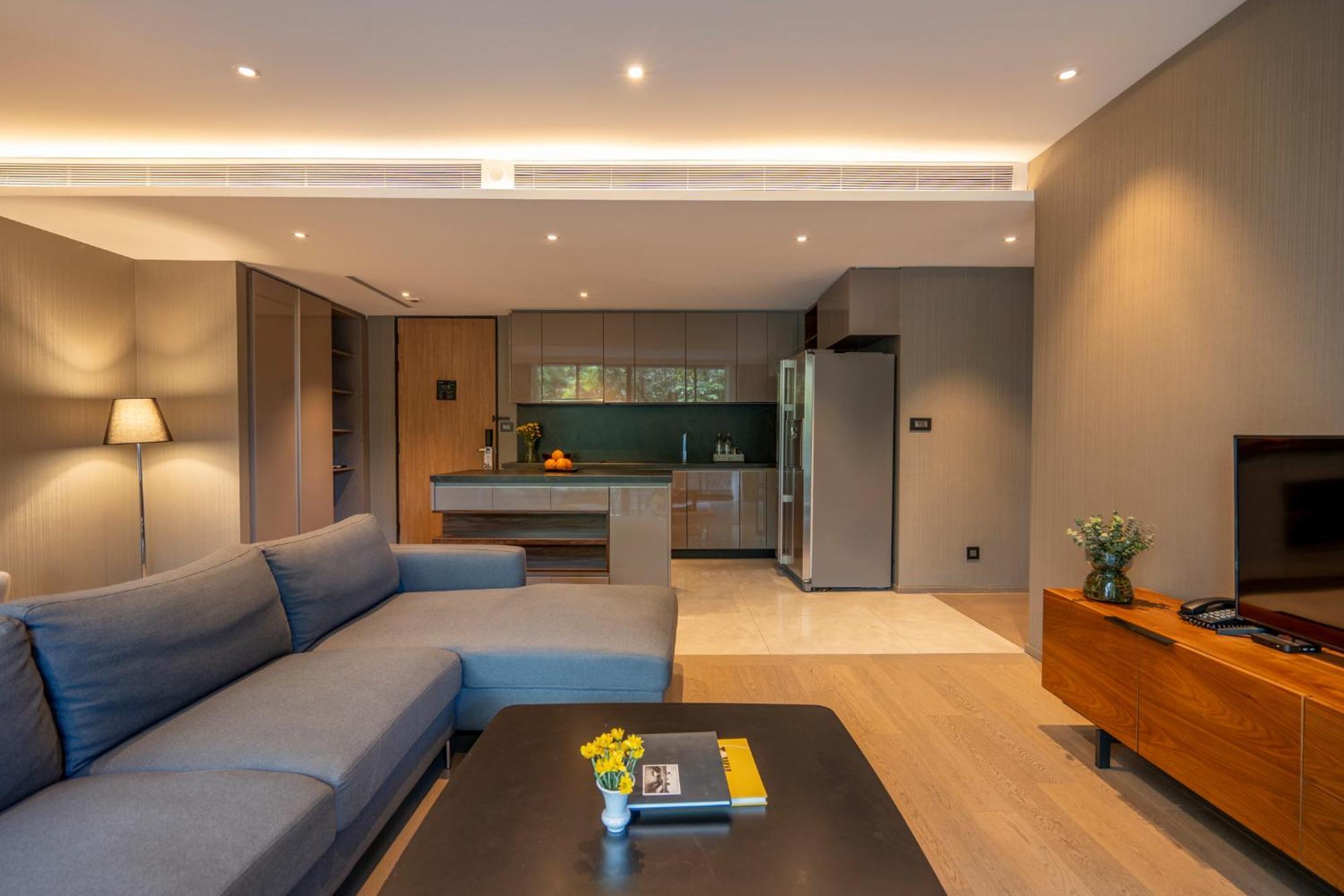 Walton Suites Sukhumvit Bangkok Exterior foto
